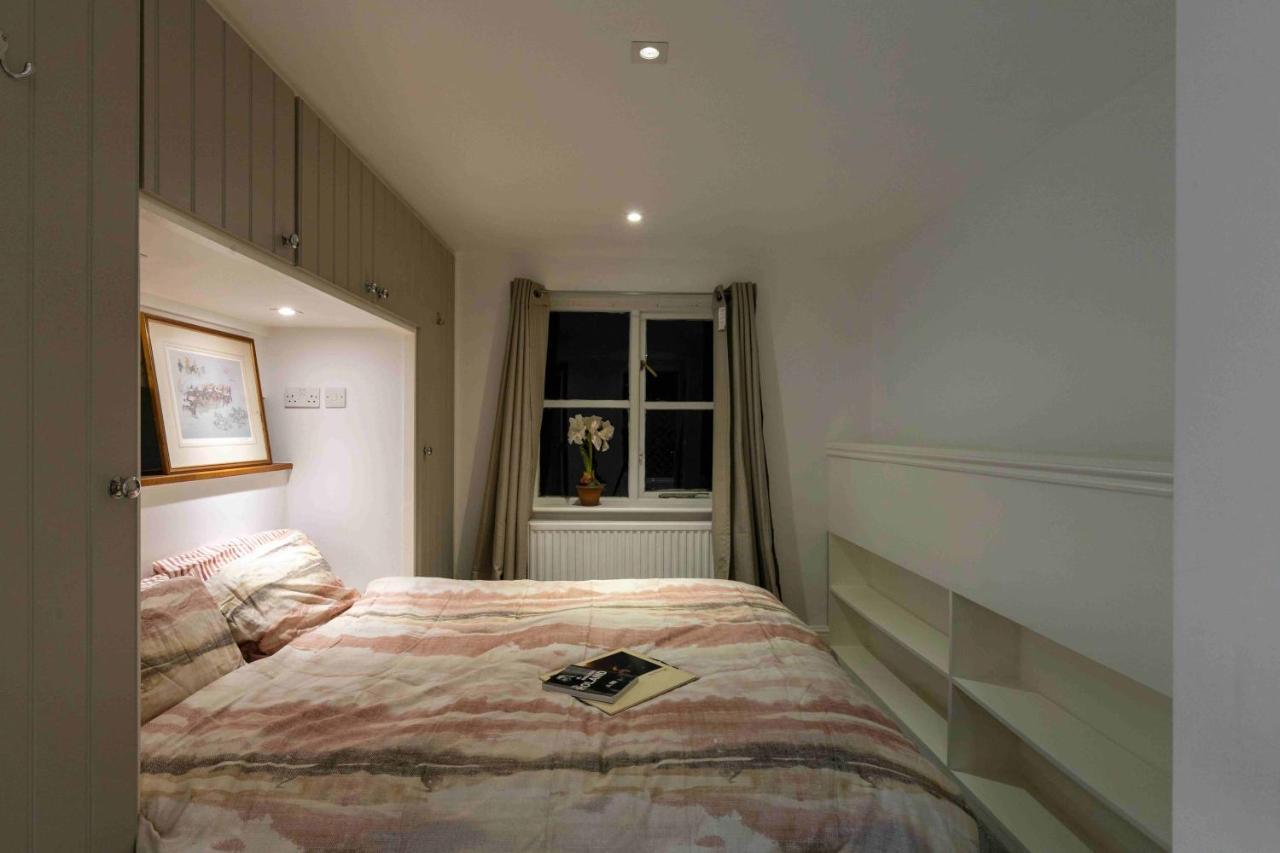 Shared Guest House 5 Mins Walk From Vauxhall And Nine Elms Station With Off-Site Parking Near Us Embassy Londres Exterior foto